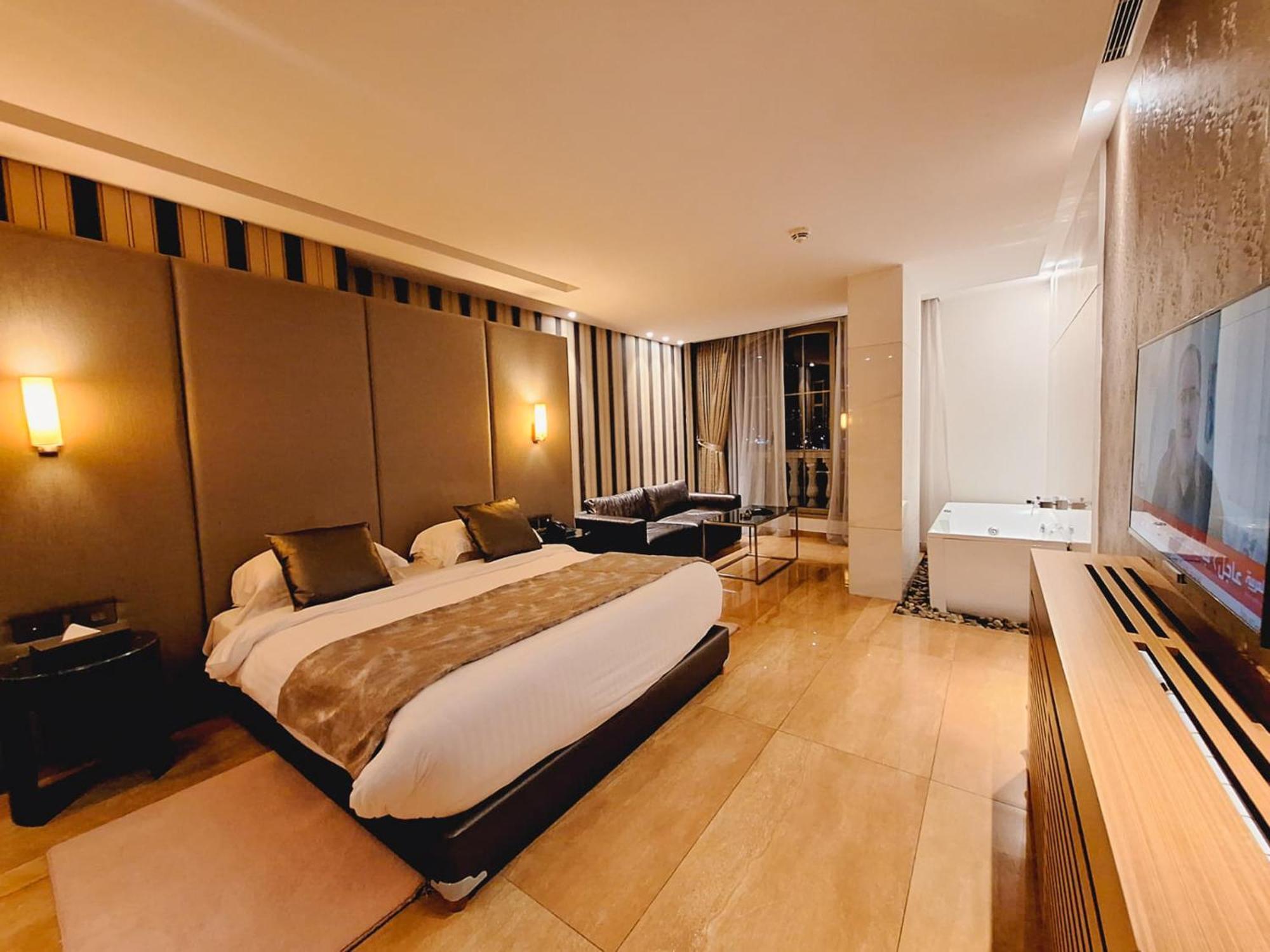 Monte Cassino Hotel Jounieh Eksteriør billede